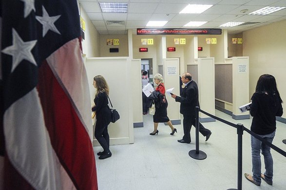 США приостановят выдачу виз по всей России