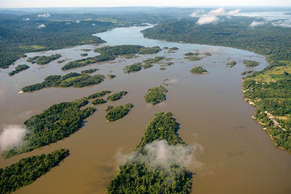 Запрет на добычу полезных ископаемых на Амазонии