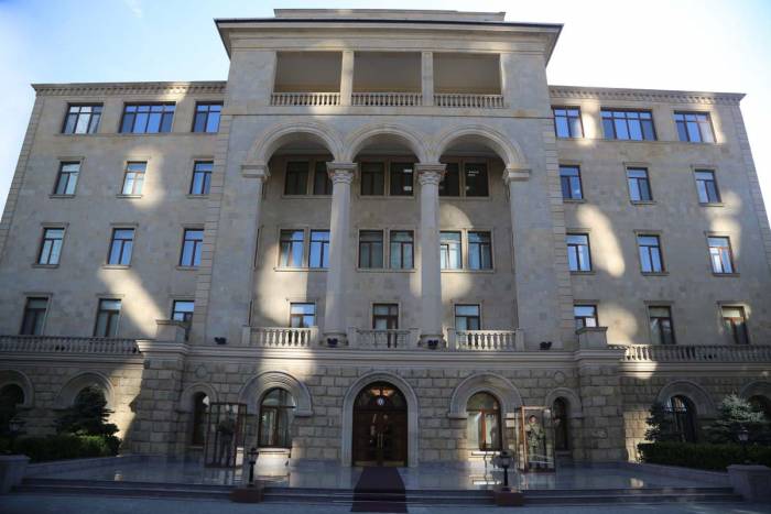 Переговоры между министерствами обороны Азербайджана и Германии