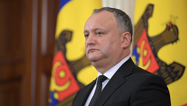 Суд Молдавии временно лишил Додона полномочий президента