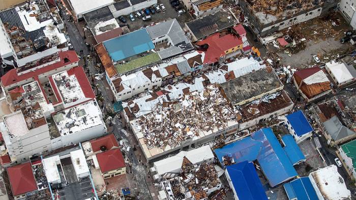Ураган "Ирма" на территориях Франции нанес ущерб в 1,2 млрд