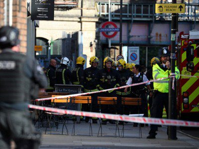 В результате взрыва в Лондоне 18 человек доставлены в больницу
