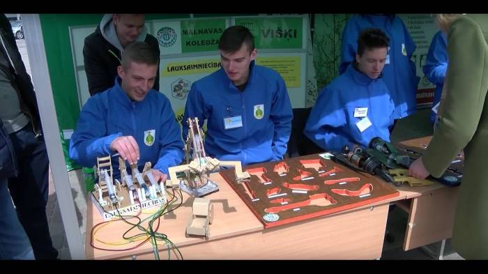 В Азербайджане учащиеся профшкол будут получать зарплату В Азербайджане учащиеся профшкол будут получать зарплату