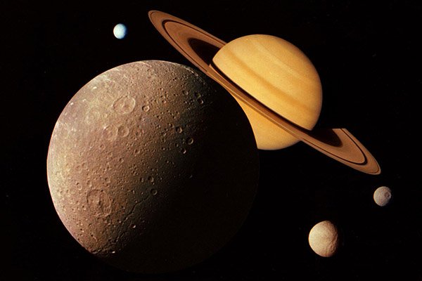 NASA опубликовало видео с последними снимками Cassini (ФОТО, ВИДЕО)