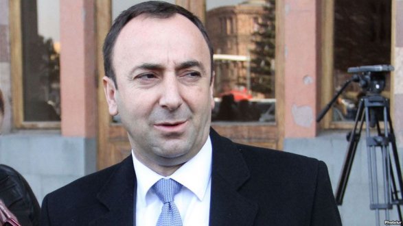 В Армении журналистам запретили вход в парламент
