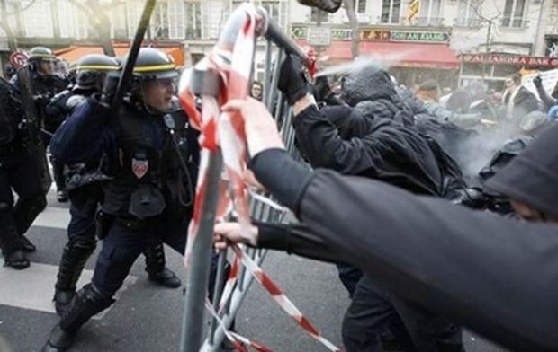 Профсоюзы протестуют в Париже