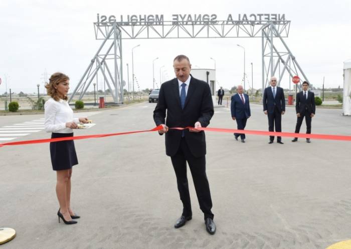 Президент открыл Нефтчалинский промышленный квартал