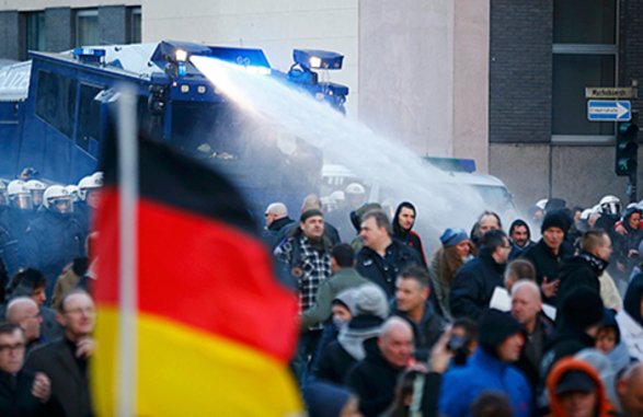 Германия охвачена протестами