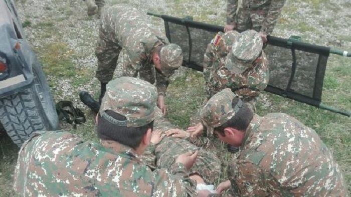 Беспредел в армянской армии: два солдата ранены 