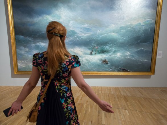 На швейцарском аукционе выставили похищенную картину Айвазовского