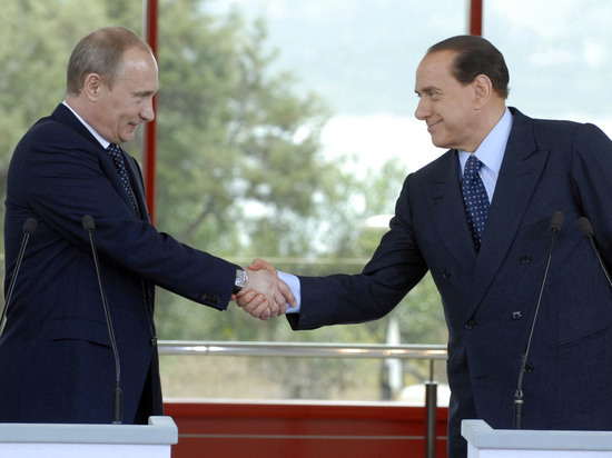 Подарок Берлускони на юбилей Путина