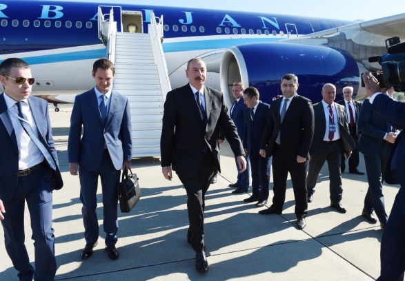 Президент Азербайджана прибыл с визитом в Сочи (ФОТО)