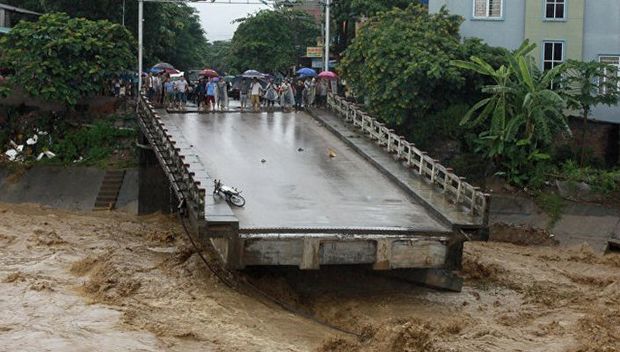 Наводнение во Вьетнаме: 54 жертвы, 39 пропали без вести