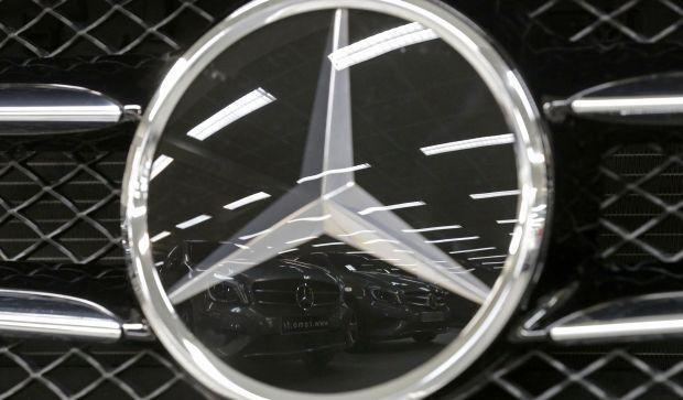 Mercedes отзывает более 350 тыс. автомобилей в Китае