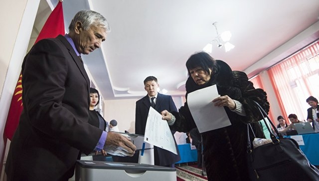 В Киргизии закончилось голосование на президентских выборах