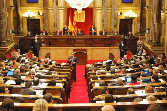 Очередное заседание парламента Каталонии о независимости