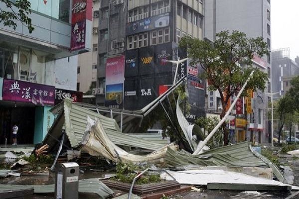 Семь человек погибли в результате тайфуна в Японии