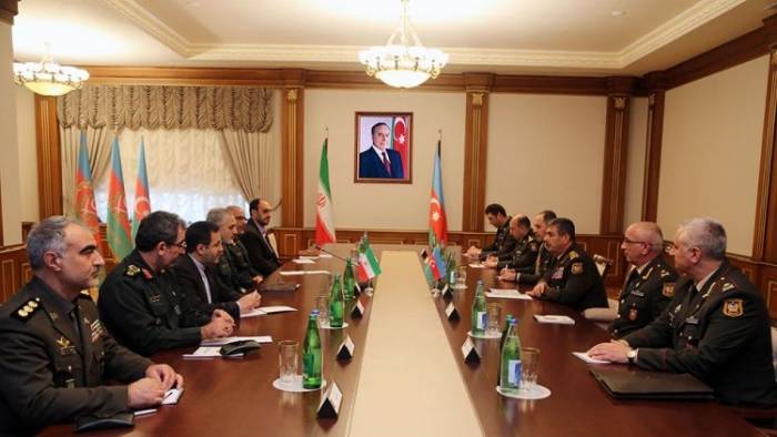 Азербайджан и Иран обсудили вопросы военного сотрудничества