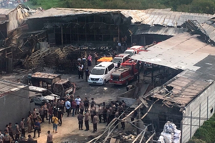На фабрике фейерверков в Джакарте заживо сгорели 46 человек