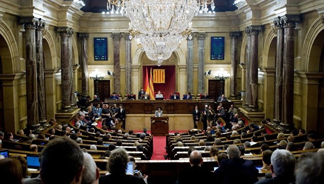 Правительство Испании распустило парламент Каталонии