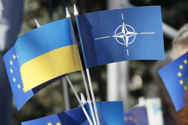 Венгрия заблокировала проведение саммита Украина - НАТО
