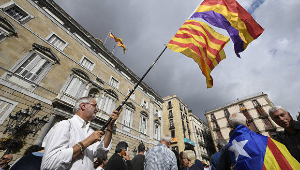 Бывшие члены каталонского правительства провели ночь в тюрьме