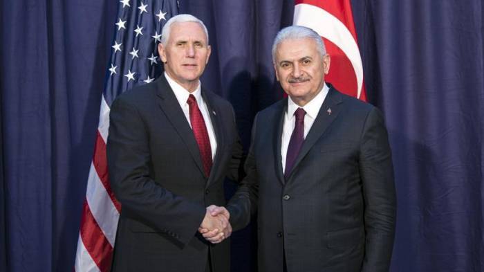 Встреча премьера Турции и вице-президента США была перенесена