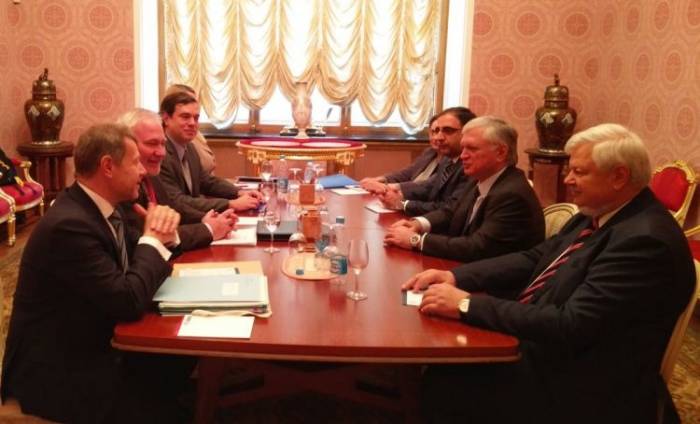 Налбандян встретился в Москве с сопредседателями
