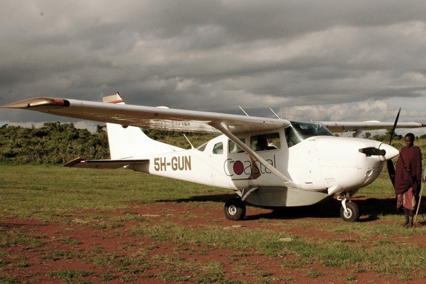 Крушение самолета в Танзании: есть погибшие