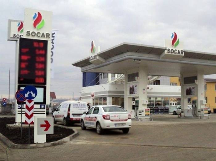 В Азербайджане подняли цены на бензин