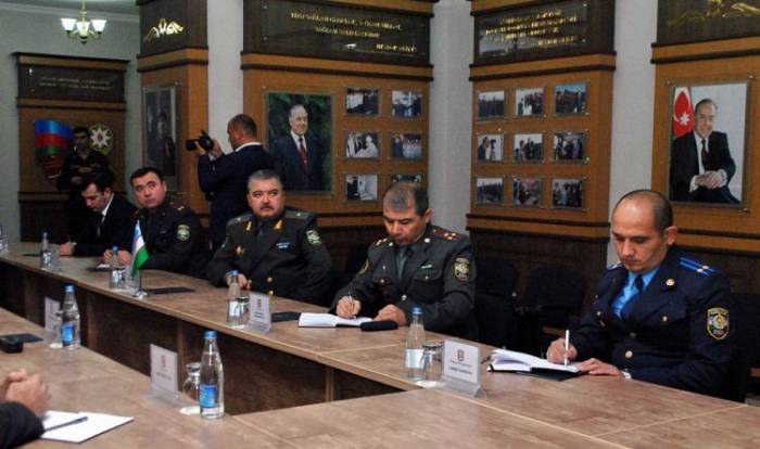 Глава Минобороны Узбекистана в Военной академии ВС Азербайджана