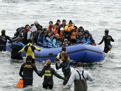 У побережья Испании были спасены около 600 мигрантов