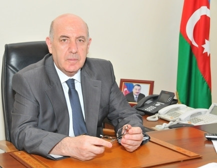 Ахлиман Амирасланов пожаловался на низкий бюджет Минздрава