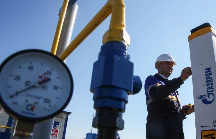 "Газпром" начал поставлять газ в Азербайджан