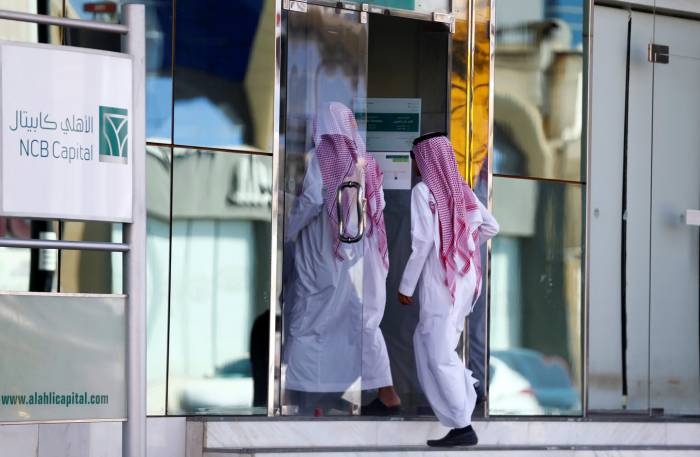 Саудовские принцы  заплатили за свою свободу $100 млрд