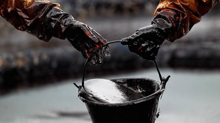 Цена нефти Brent понизилась