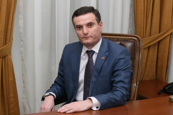 В Армении уволены замначальники Генштаба: замминистра молчит