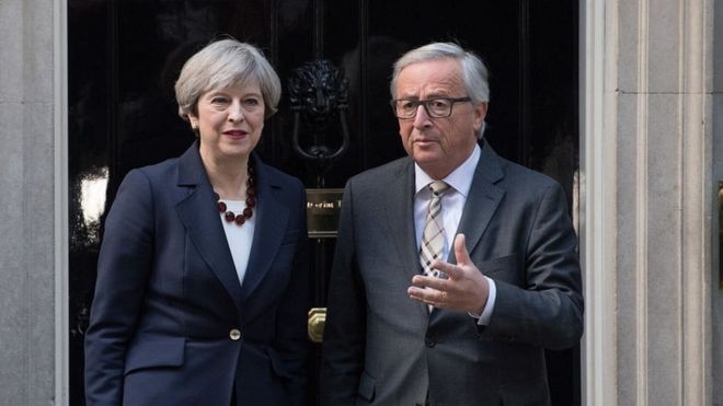 Юнкер и Мэй не смогли договориться по Brexit