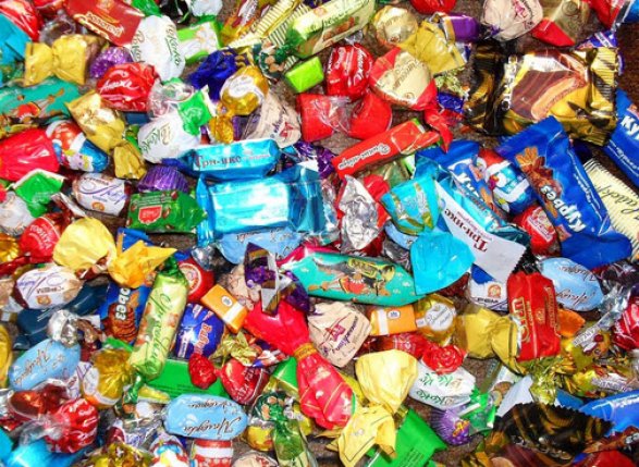 Теперь в Армении продаются и азербайджанские конфеты