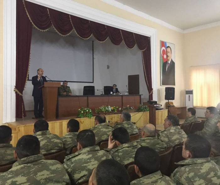Азербайджанским военнослужащим показали фильм «Шахадат»