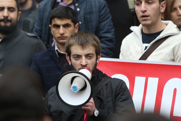 В Армении студенты приступили к голодовке