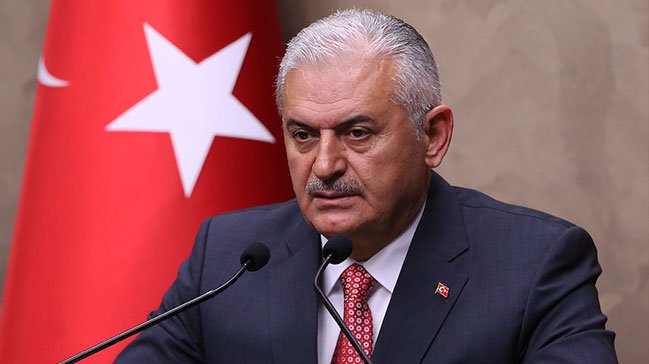 Премьер Турции обсудит военные операции в Сирии