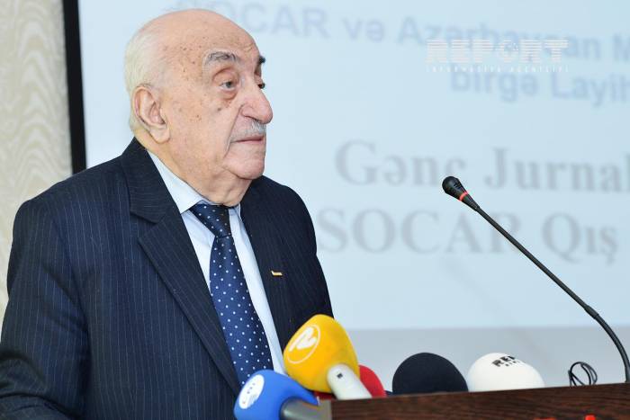Хошбахт Юсифзаде: Азербайджан будет поставлять газ в Европу