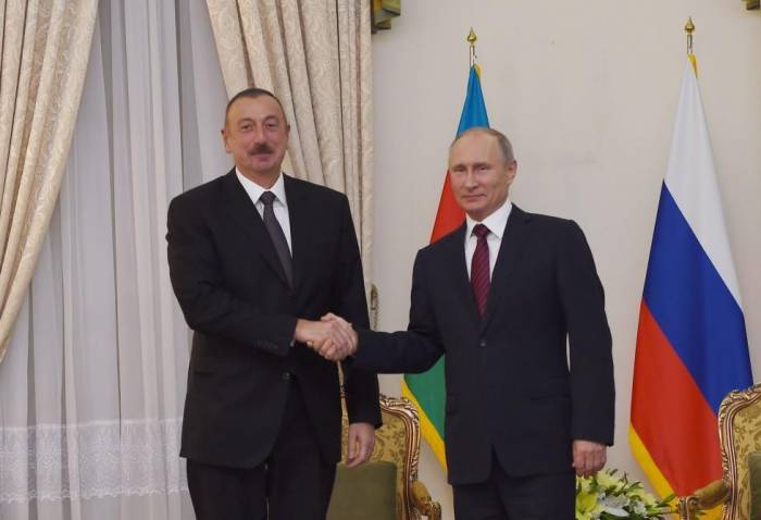 Состоялся телефонный разговор президентов России и Азербайджана