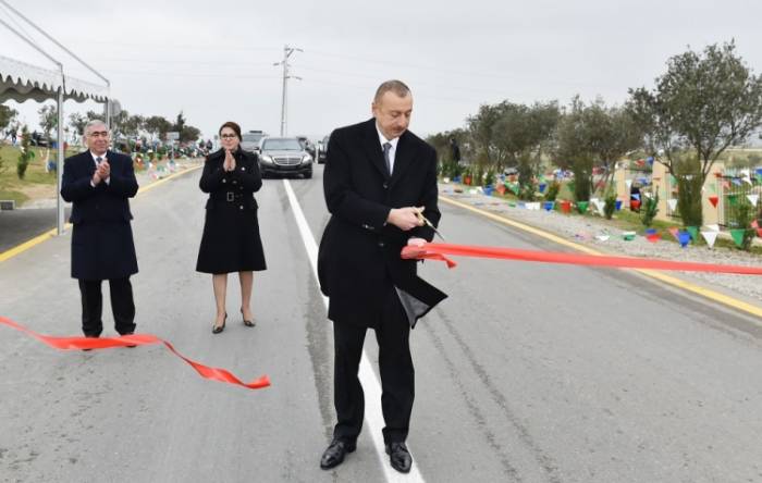 Президент принял участие в открытии дороги - ОБНОВЛЕНО