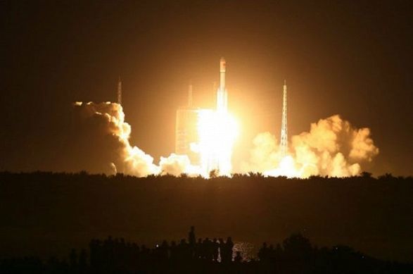 В Китае ввели в эксплуатацию первый в мире спутник квантовой связи