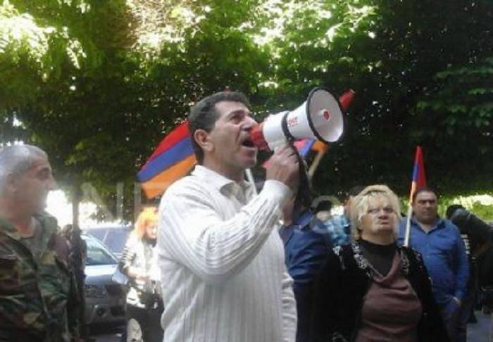 В Армении призывают к свержению правительства