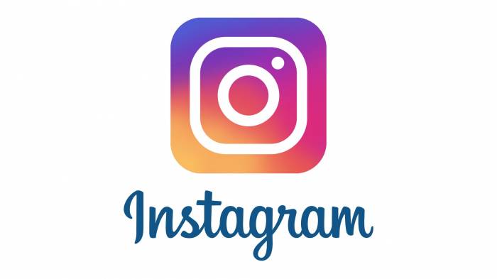 В Instagram добавили портретный режим и стикеры-упоминания
