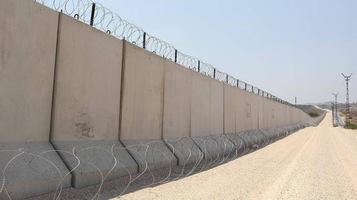 Для чего Турции стена на границе с Ираном?