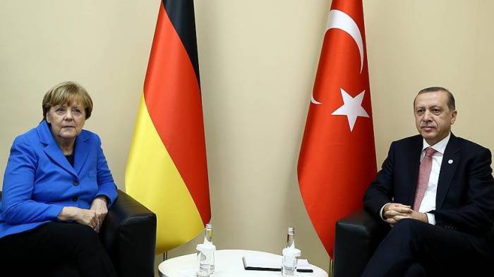 Эрдоган намерен лично встретиться с Меркель